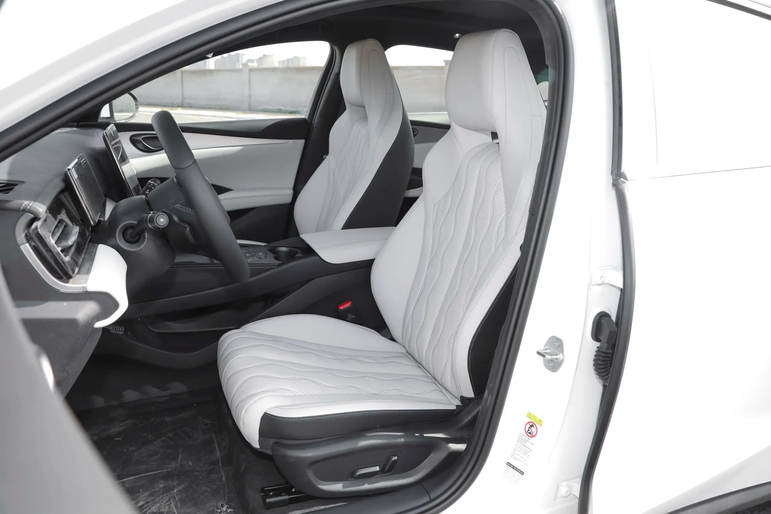BYD Seal 06 DM-i, изображение 17