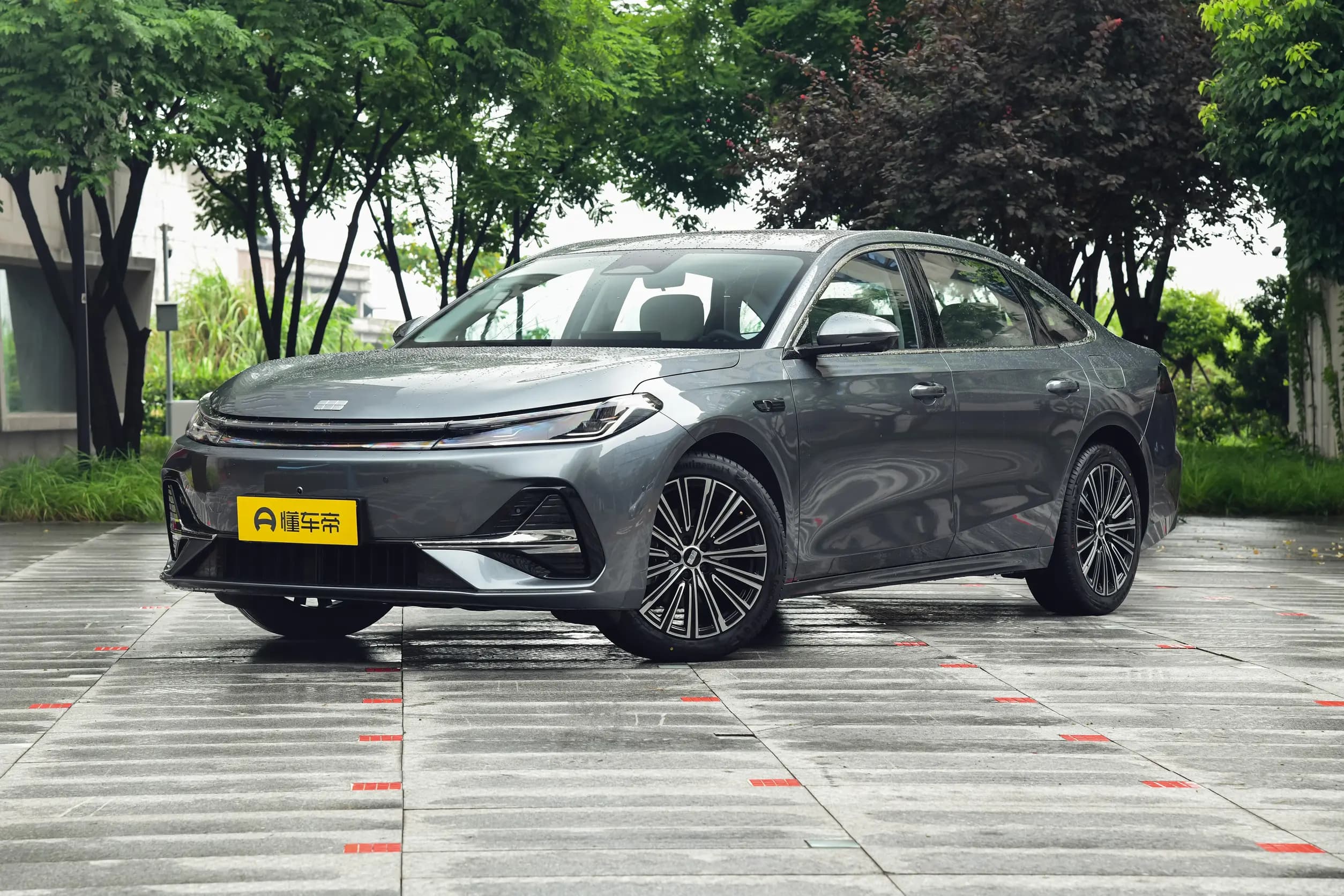 Geely Galaxy A7