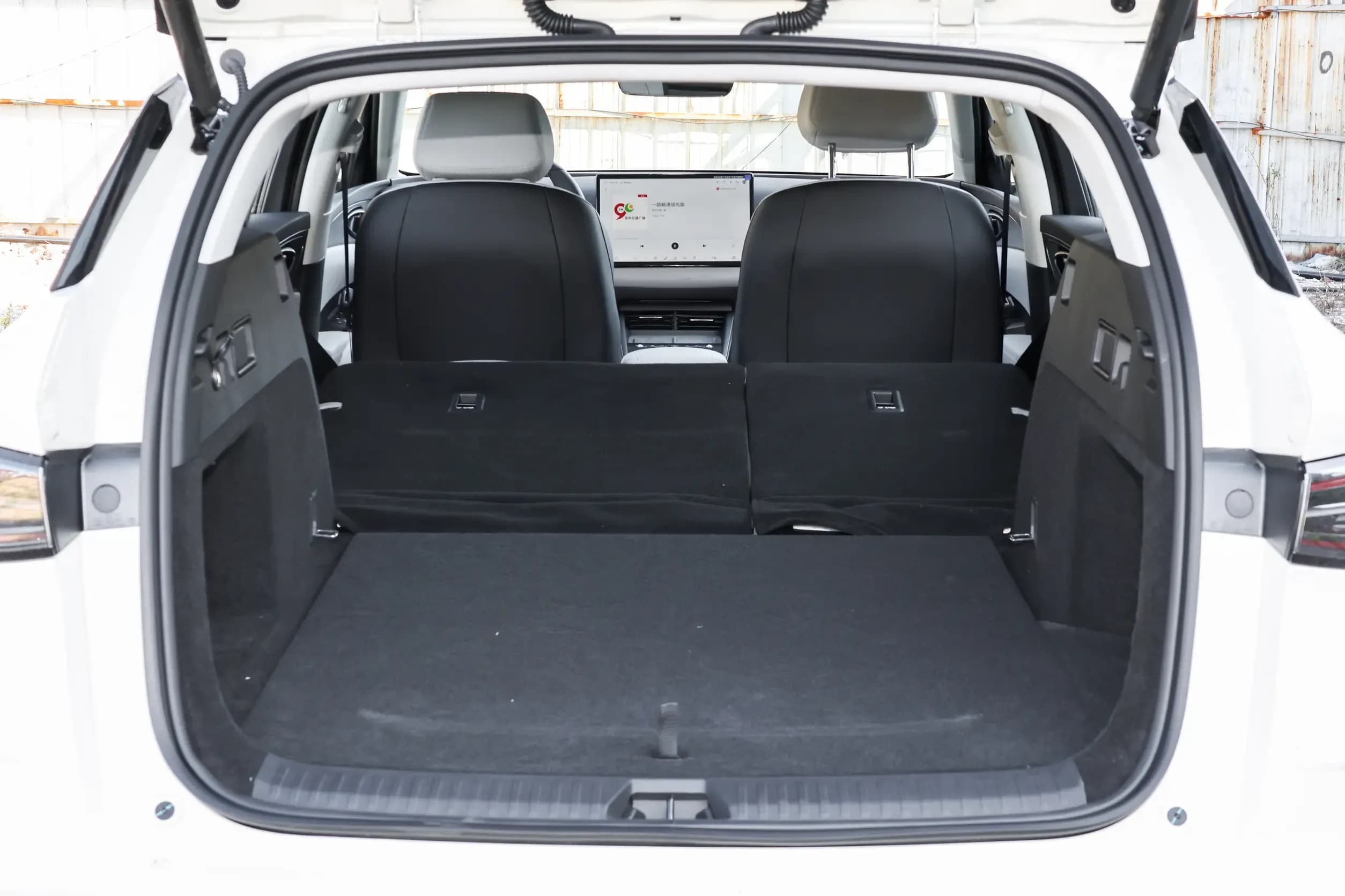 BYD Seal 06 DM Travel Edition, изображение 22