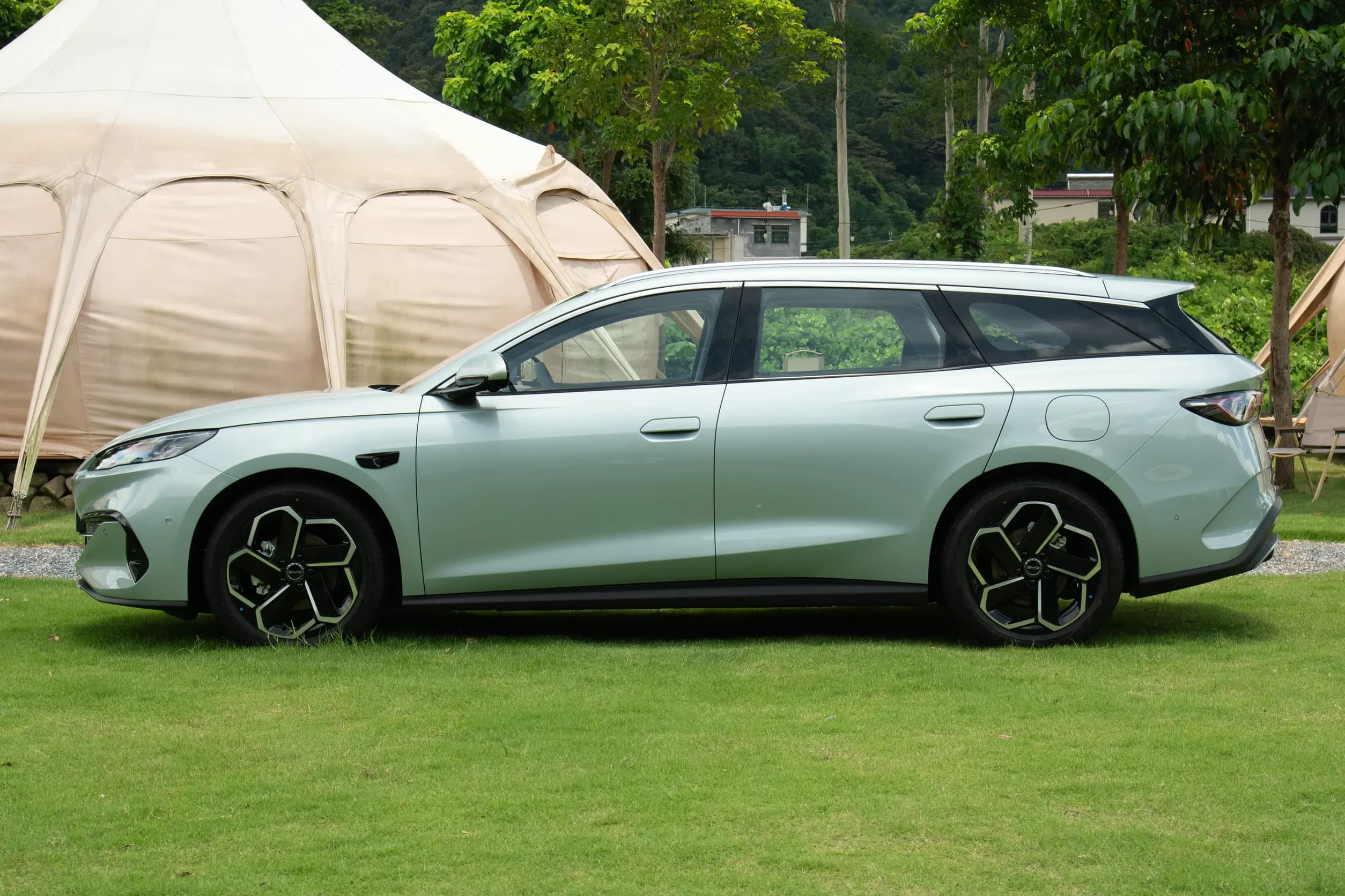 BYD Seal 06 DM Travel Edition, изображение 4