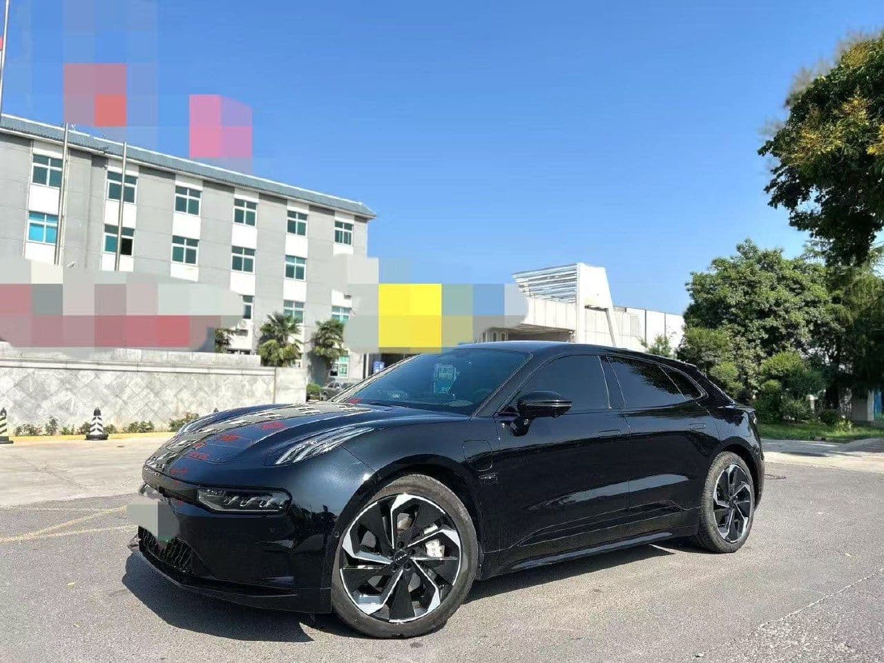 Zeekr 001
