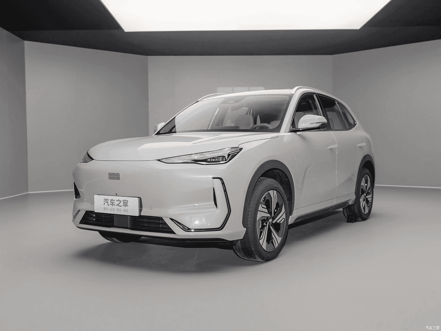 Geely Galaxy E5